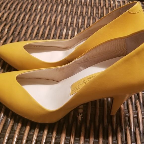 dolcis Shoes - DOLCIS Leather heels 7.5